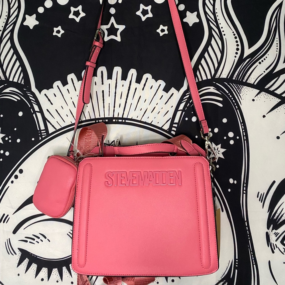 V Steve Madden Bag